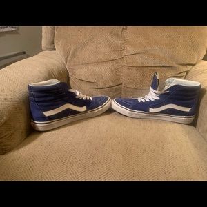 Slightly worn.. Less than 5times.